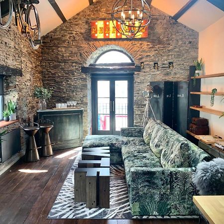 Loft 11 Stunning Luxury Nyc Loft Style Interior Designed 2Bd Apartment Excellent City Centre Location Mezzanine Cinema Room Designer Furniture Amazing Space Douglas Eksteriør billede