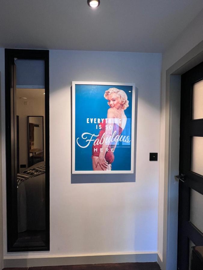 Loft 11 Stunning Luxury Nyc Loft Style Interior Designed 2Bd Apartment Excellent City Centre Location Mezzanine Cinema Room Designer Furniture Amazing Space Douglas Eksteriør billede