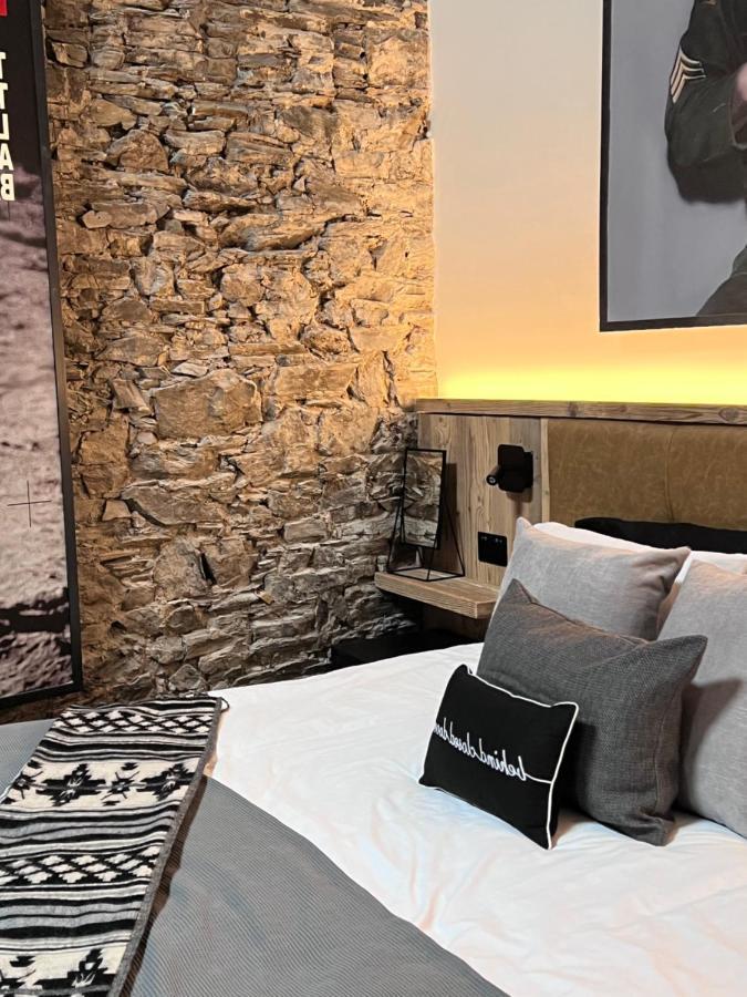 Loft 11 Stunning Luxury Nyc Loft Style Interior Designed 2Bd Apartment Excellent City Centre Location Mezzanine Cinema Room Designer Furniture Amazing Space Douglas Eksteriør billede