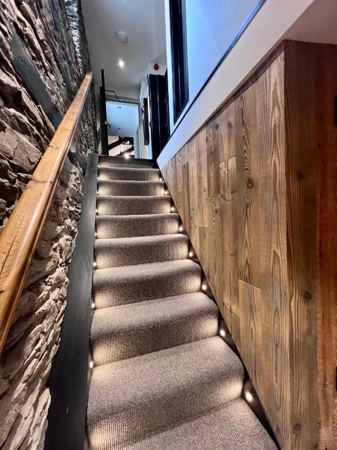 Loft 11 Stunning Luxury Nyc Loft Style Interior Designed 2Bd Apartment Excellent City Centre Location Mezzanine Cinema Room Designer Furniture Amazing Space Douglas Eksteriør billede